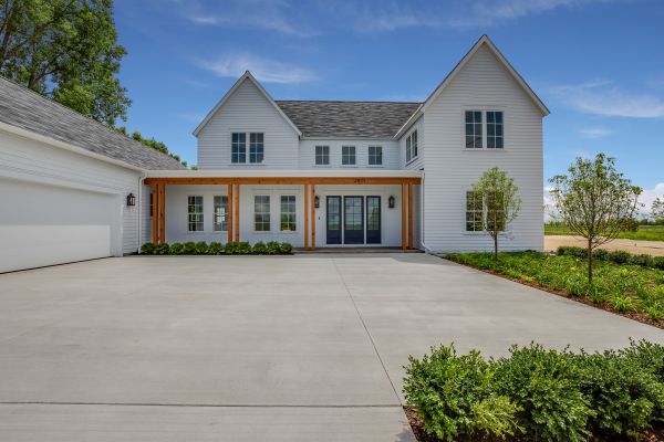 Cost of Concrete Driveway Service in Auburn